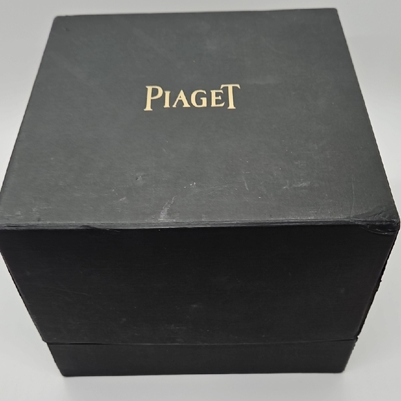 Piaget Polo FortyFive Men's Elegant Black and Silver Automatic Watch - Picture 5 of 9